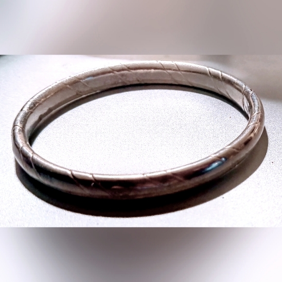 Vintage Sterling Silver  9.25  Bangle 7" , 15 MM stripe design pattern bracelet. - Picture 7 of 7